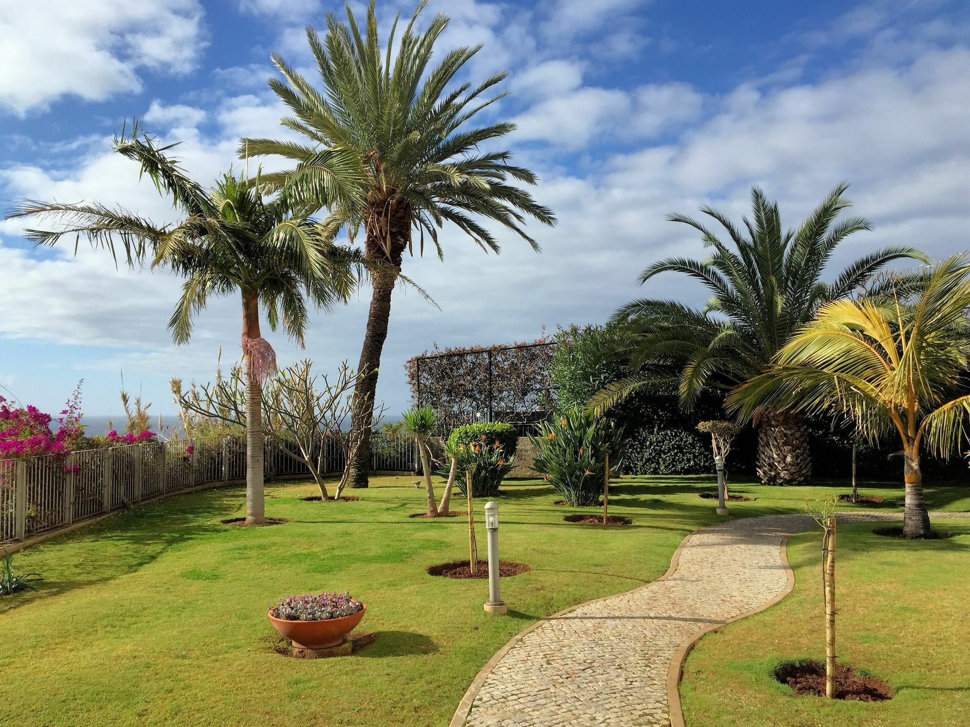 Finest Rentals - Beachfront Penthouse Funchal  Buitenkant foto